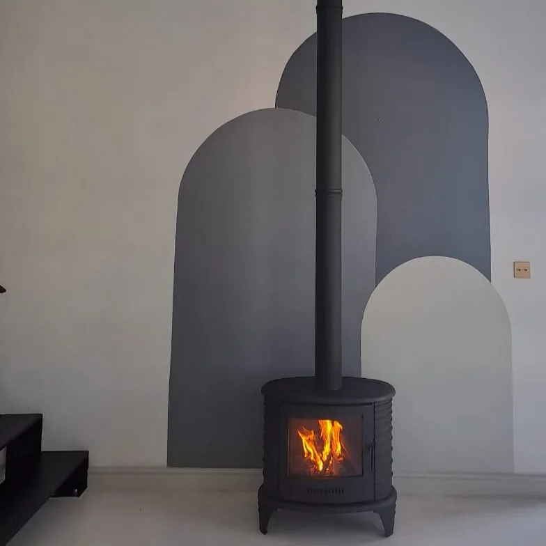 Kratki K8 Cast Iron wood burning freestanding fireplace