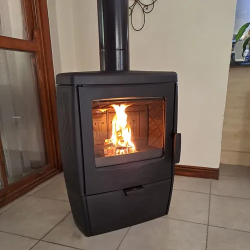 Plamen Alberto Black Cast Iron fireplace, Freestanding wood Fireplace