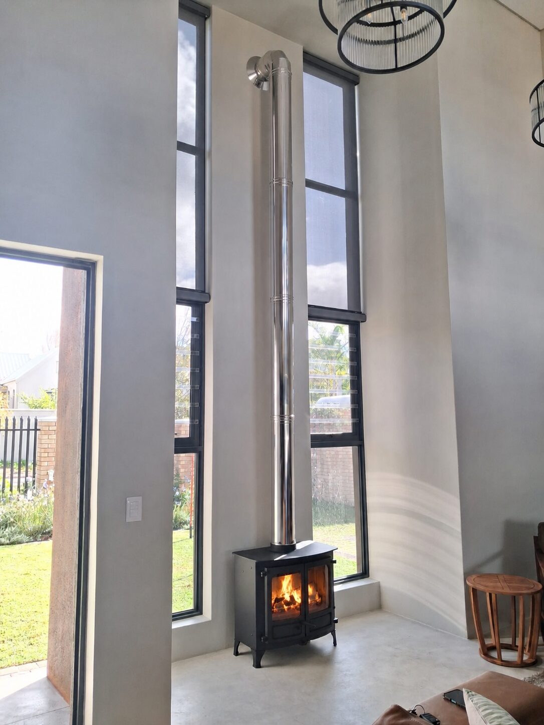 CHARNWOOD ISLAND 3 CAST IRON FIREPLACE