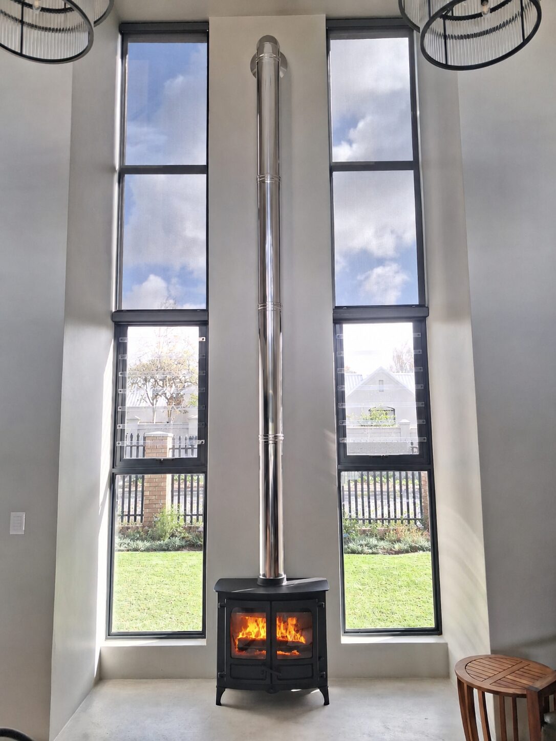 CHARNWOOD ISLAND 3 CAST IRON FIREPLACE