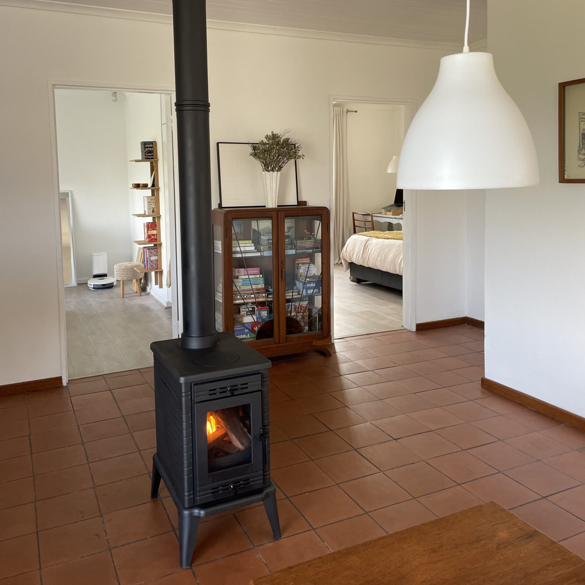 Kratki k10 fireplace, cast iron fireplace, wood burning fireplace, wood stove, freestanding fireplace