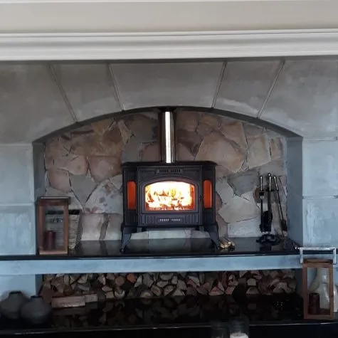 Kratki K9 freestanding cast iron fireplace