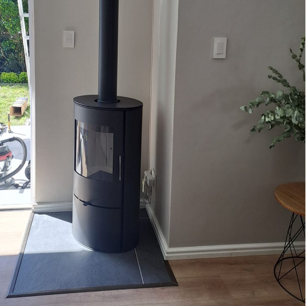 kratki rollo wood fireplace, steel fireplace, closed combustion fireplace