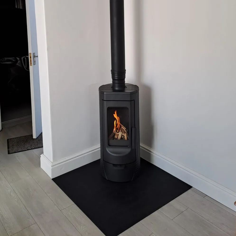 Plamen Tara Cast Iron Freestanding Fireplace with Floor Plate