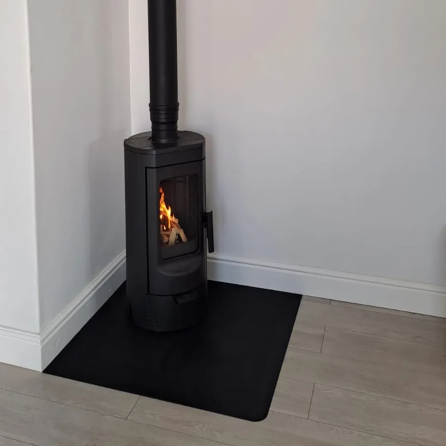 Plamen Tara Cast Iron Freestanding Fireplace with Floor Plate