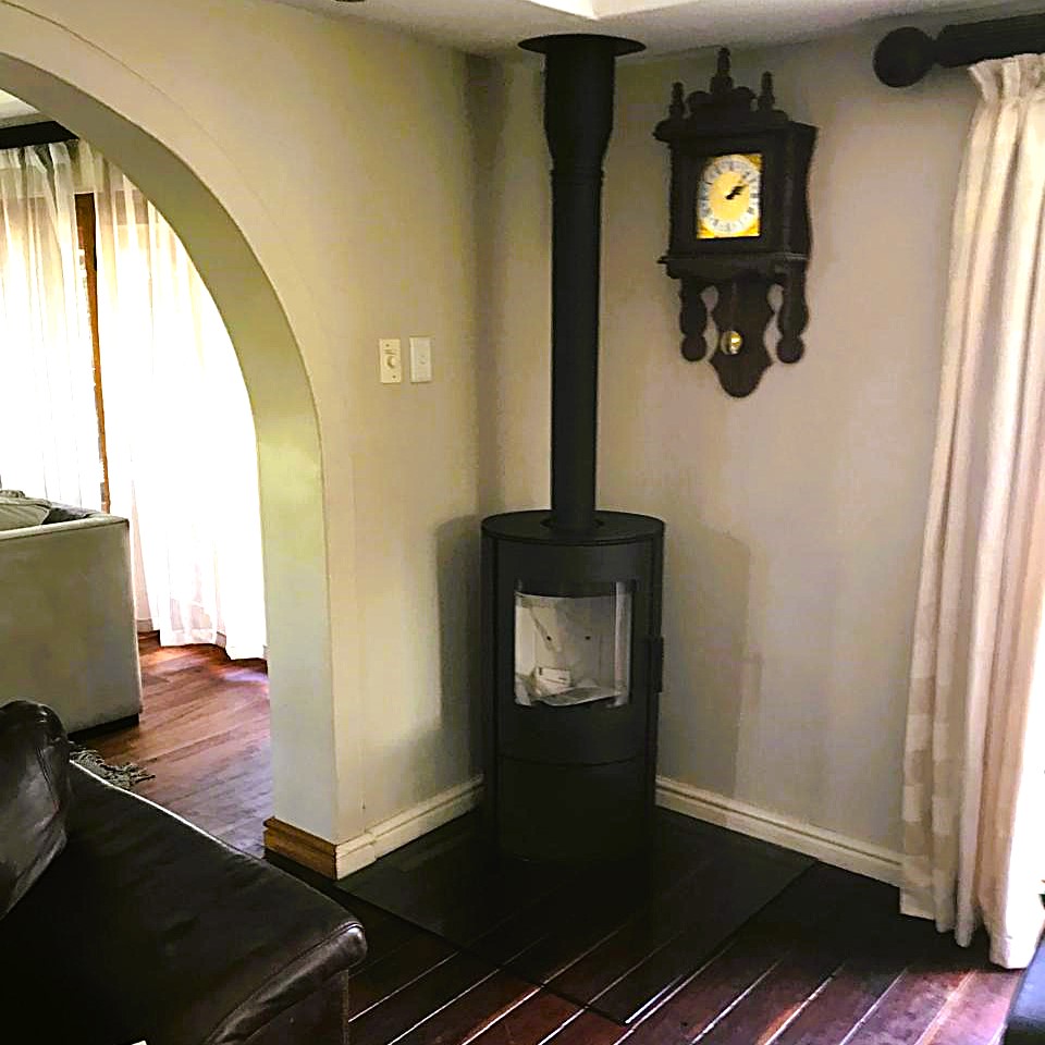 kratki rollo fireplace