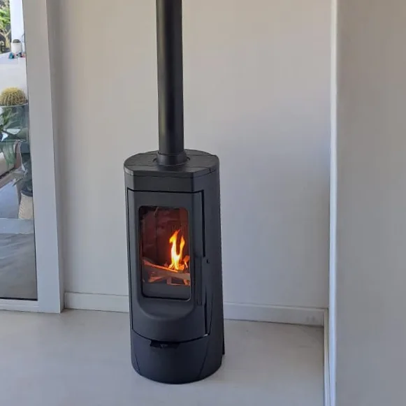 Tara fireplace, cast iron, freestanding, plamen