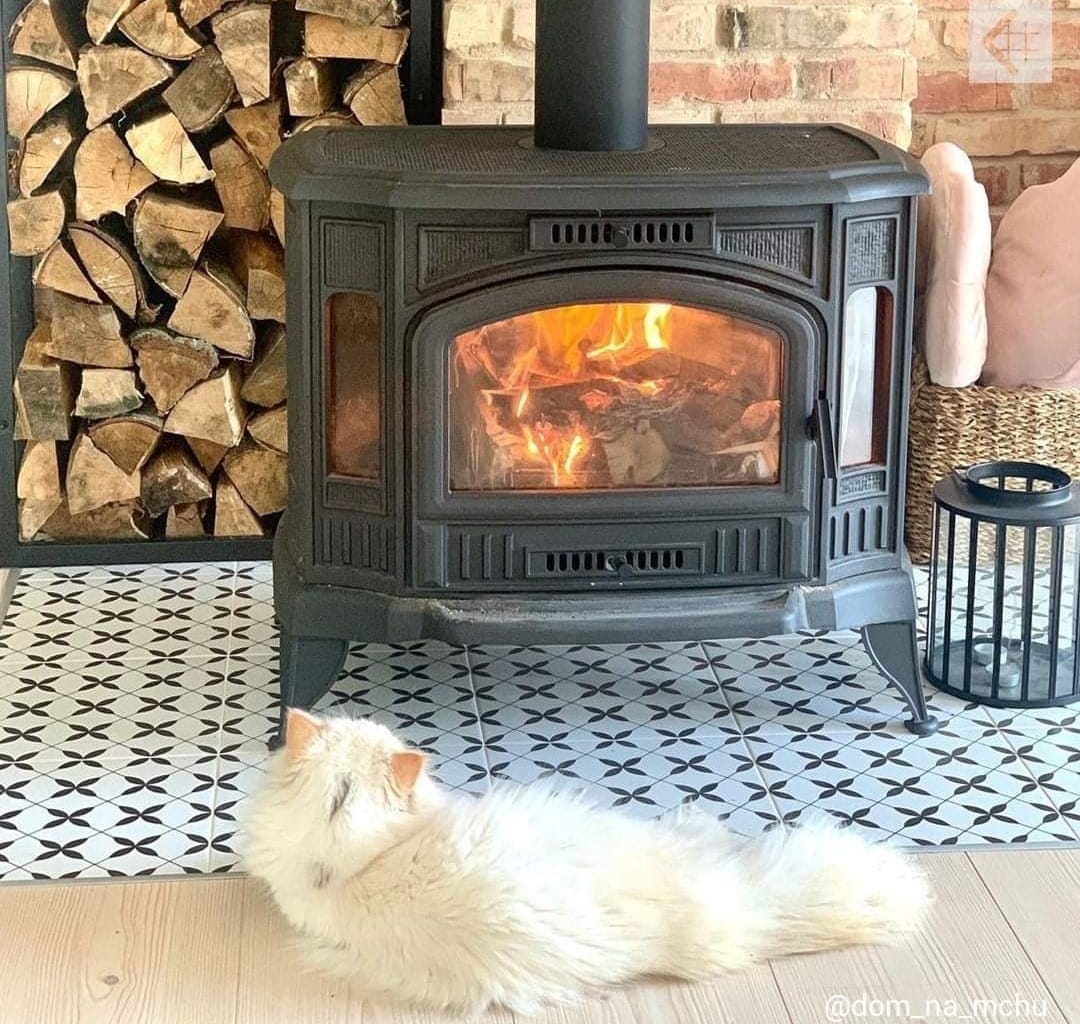 Kratki K9 Freestanding Cast Iron fireplace